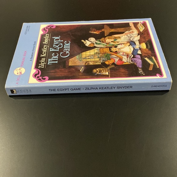 The Egypt Game by Zilpha Keatley Snyder - Paperback Novel - Picture 3 of 4